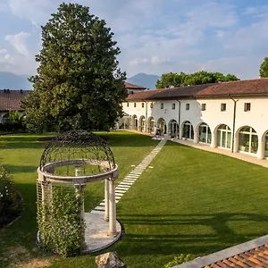 villa-i-pini.hotelinveneto.com/